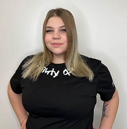 Елизавета И.